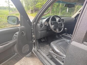 JEEP Cherokee - 7