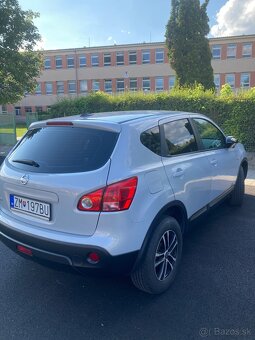Nissan Qashqai 4x4 2,0 104kW, 1700€ - 7
