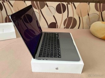 MacBook Air 13" M2 8GB 256GB - rozbitý displej - 7