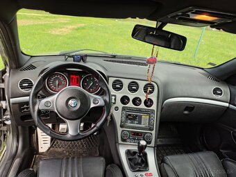 Predám Alfa Romeo 159 1.9.jtd.110kw verzia tí - 7