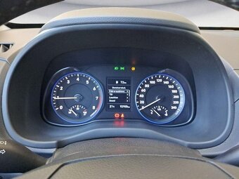 Hyundai KONA - 7
