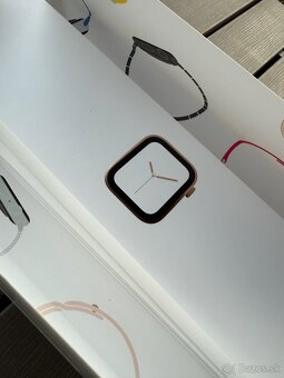 Apple Watch Series 4 44MM Gold Stainless Steel Case - 7