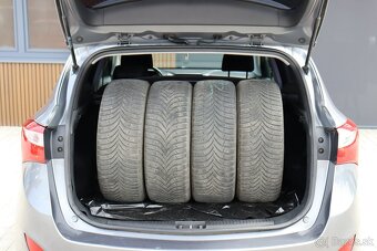 Hyundai i30 CW 1.6i CRDi 16V DOHC Comfort - 7