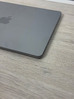 Apple MacBook Air M2 8/256Gb - 7