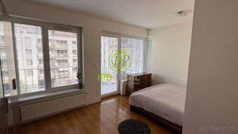 2-izb. byt s dvomi loggiami v novostavbe na Hrachovej ul. v  - 7