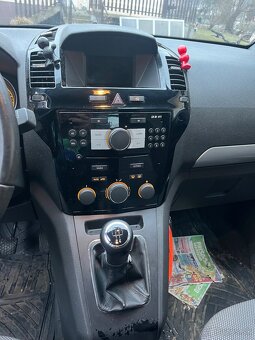 Opel zafira 1.6 benzín 103kW - 7