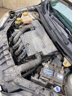 Rozpredam Mazda 2 1.2i 55kw - 7