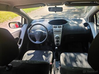 Toyota Yaris - 7