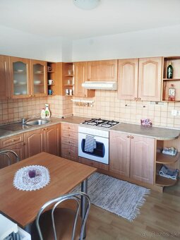 Ponúkame na prenájom 3 izbový byt na Ludmanskej ul. - 7