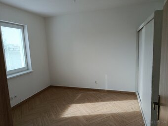 Prenájom rodinného domu - 7