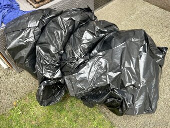 Predám celoročne pneumatiky 205/55 R17 - 7