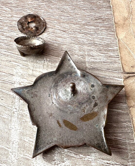 čs. odznak partyzán s dekretem o udělení - 7