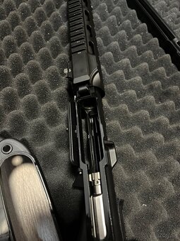 HK MR223 14,5” - 7