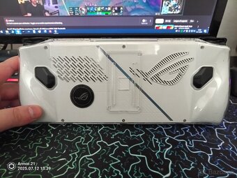 Asus rog ally z1 extreme 1TB - 7