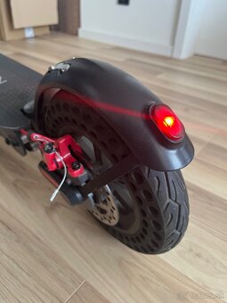 Elektrická kolobežka GoGEN Voyager Pro S701 - 7