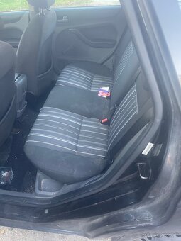 Ford focus 1.6 TDCi 2009 Rozpredam na ND, model 2008-2012 - 7