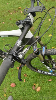 Price Premium 650B Carbon - 7