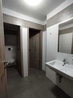 Reprezentatívne kancelárie v centre s parkovaním, 119 m2 - 7