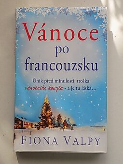 Romantika - Harris,Hart,Kleypas,Lynn,Valpy,Clayton a iný - 7