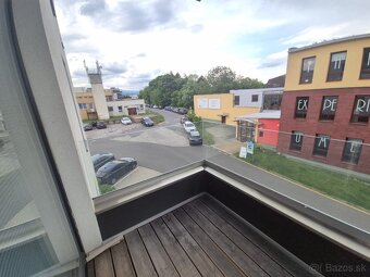 VILADOM KOMENSKÉHO 24A- 1 izb.byt, balk+vonk. park. - 7