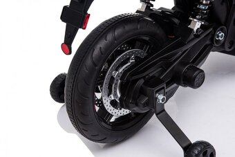Predám detskú motorku Aprilia Dorsoduro 900 - 7