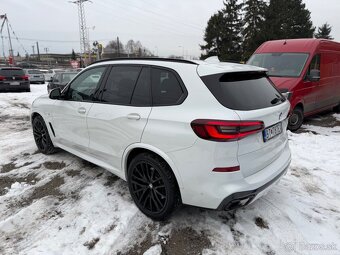 BMW X5 xDrive30d A/T - 7