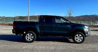 TOYOTA HILUX - PREDAJ AJ NA SPLÁTKY OD 0% AKONTÁCIE - 7