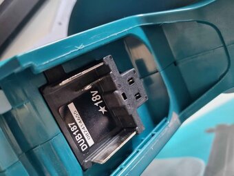 Fukár Makita DUB187Z 18V - 7
