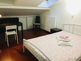 Izba na prenájom v centre mesta KE - 7
