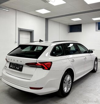 Skoda Octavia 2.0TDI DSG Style/Led/2023 - 7