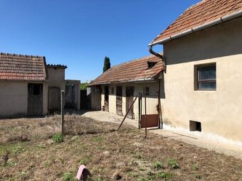 IBA U NÁS Na predaj starší 2-izbový rodinný dom s garážou   - 7