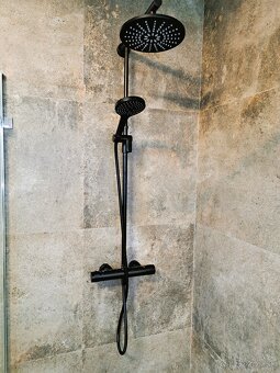 SKOLAUDOVANÁ NOVOSTAVBA-4i RD Brezina - 7