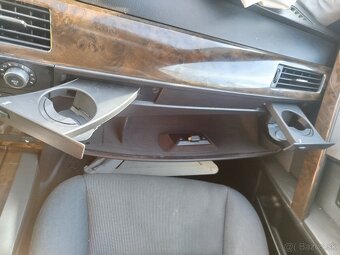 BMW E60 rozpredám 160kw automat - 7