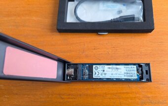 M.2 EXTERNÝ BOX PRE NVMe a SATA SSD USB-C 10Gbps -rozbalený - 7