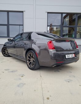 Chrysler 300S Alloy Edition - 7