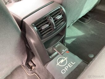 Opel Insignia Country Tourer sk auto - 7