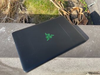 hracia mašina - Razer Blade - NVIDIA GTX 1060, CPU i7-7700HQ - 7