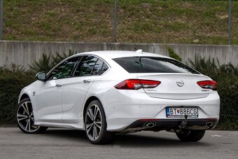 Opel Insignia 2.0 Turbo Innovation 4x4 AT8 - 7