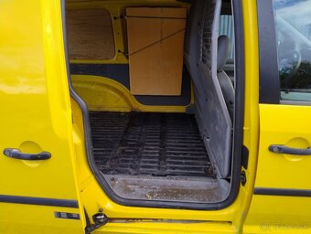 VW Caddy - 7