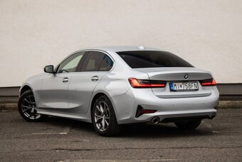 BMW 320i 2019 - 7
