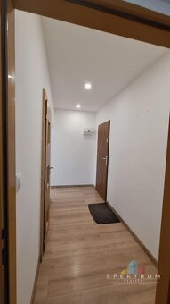 TOP/ Rybany - 2 izbový byt s loggiou a s garážou - 7
