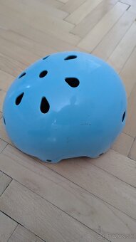 Prilby na kolobezku alebo bicykel - 7