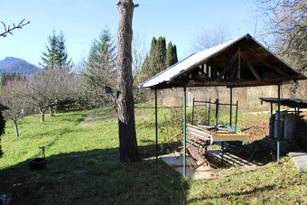 EXKLUZÍVNE-SPEKTRUM REALITY- Na Predaj  záhradná chatka s po - 7