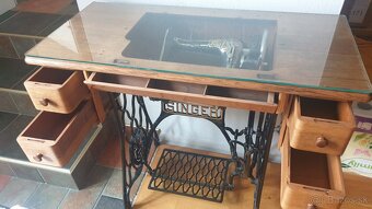 Predam stolik singer. - 7