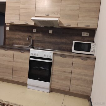 Prenajmem byt 2+kk s balkóm v Nitre - 7