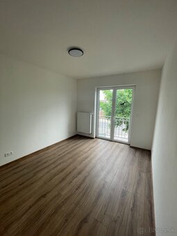 Priestory pre služby vo Veľkych Levároch. - 7