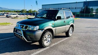 Nissan Terrano 2 3.0Di - 7