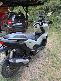 Honda ADV350 - 7