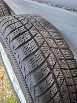 Zimna sada SKODA, Barum 185/60 R15 XL,5x100,8 mm, 2022 - 7