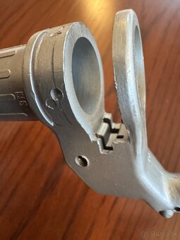 Magura - otočná rukojeť, páka spojky, aretace páky, návlek - 7